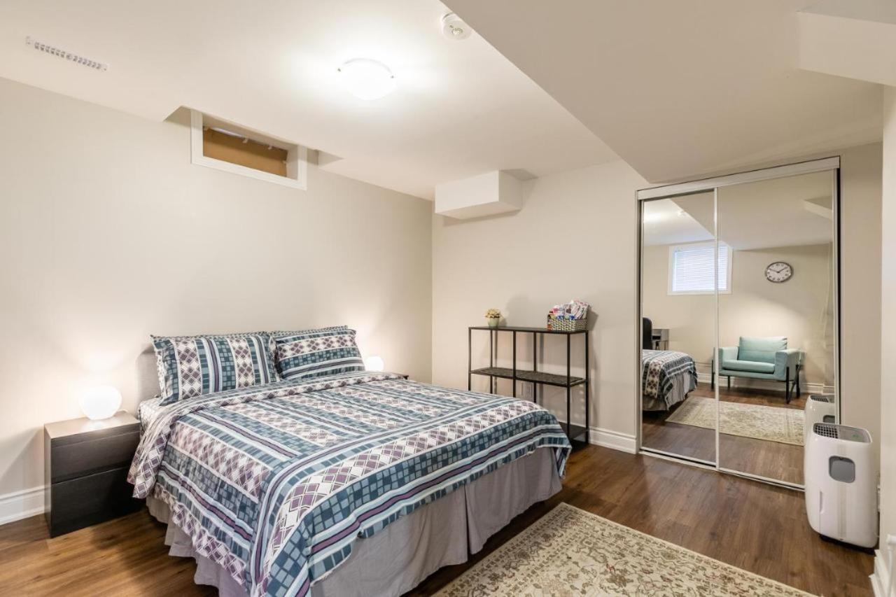 Spacious Basement Mississauga Ngoại thất bức ảnh